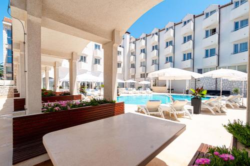 Hotel Korkyra - image 11