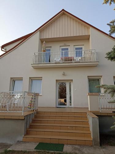 Bor Apartmanház