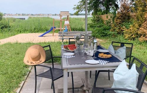 Maison Confortable À Podamirowo Avec Vue Sur Le - Location saisonnière - Podamirowo