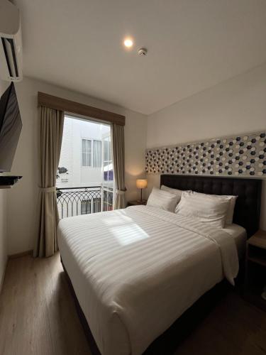 Bening Boutique Hotel Managed by Salak Hospitality - Syariah Hotel in Pondok Gede