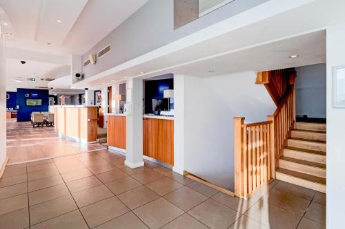 Vestíbulo, Belvilla Crewe City Centre Hotel - Lifestyle in Crewe