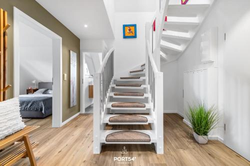 Apartment with Balcony image 7