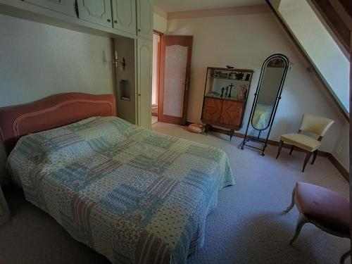 Maison de famille 8-9 personnes gîte à louer Saint-Hilaire-Peyroux