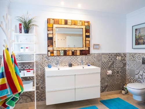 ห้องน้ำ, Casa Olina in บาเอีย เด กาซาเรส