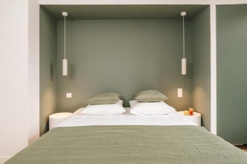 Deluxe Suite image 10