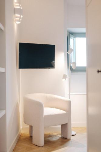 Deluxe Suite image 3