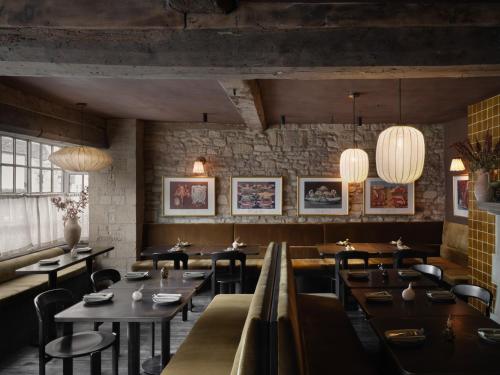 Highway in เบอร์ฟอร์ด