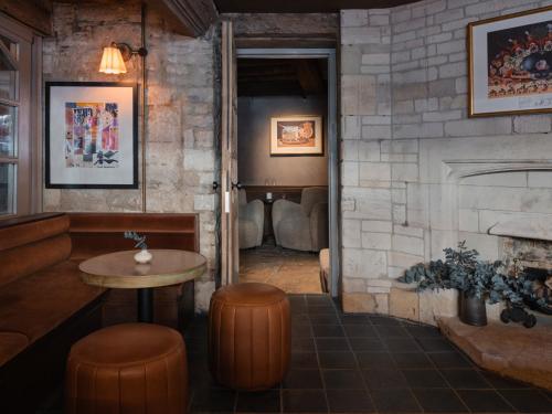 Highway in เบอร์ฟอร์ด