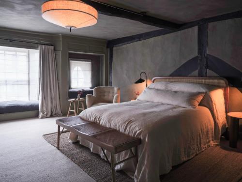 Highway in เบอร์ฟอร์ด