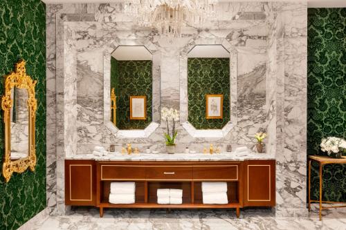 The Plaza Doha, LXR Hotels & Resorts