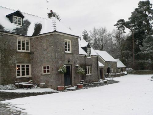 Tampilan eksterior, Danby Lodge in Yorkley