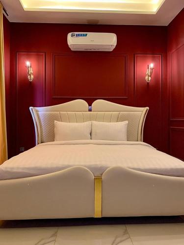 The Ruby Residence - image 10