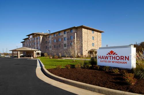 Hawthorn Suites by Wyndham Bridgeport