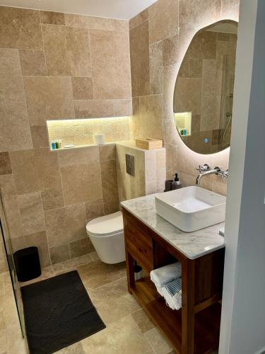 NEW comfortable and modern apartment near Jarry businesses in Baie-Mahault