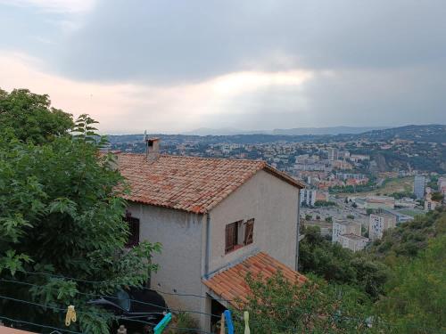 Studio Dauphiné, Nice (photo 10)