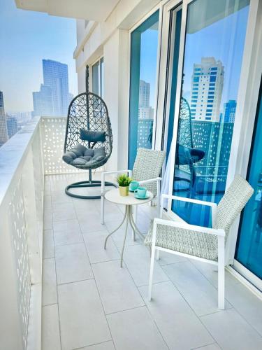 La Vie Beach front JBR apartment by Happy Season, Dubaj (zdjęcie 4)