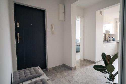 Pintu masuk, Przestronny apartament 4-pokojowy blisko lotniska in Nowy Dwór