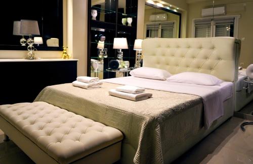 Sea Breeze Beachfront Apartment VIPGreece, Athens