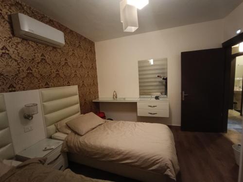 Apartment - image 9