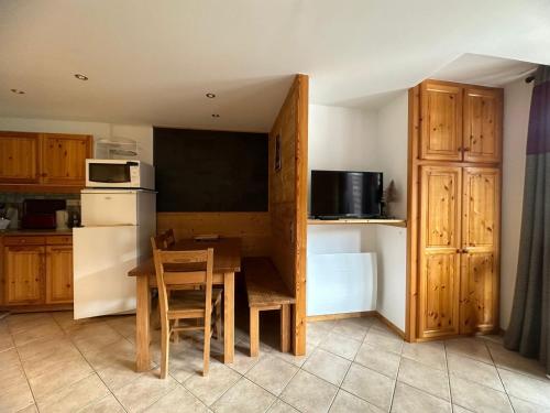 Appartement chaleureux proche des pistes avec balcon - FR-1-181-2102 in La Plagne