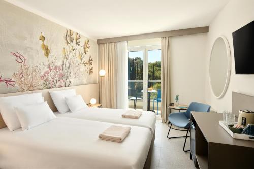 โรงแรมแอสทาเรีย (Hotel Astarea) in มาลินิ