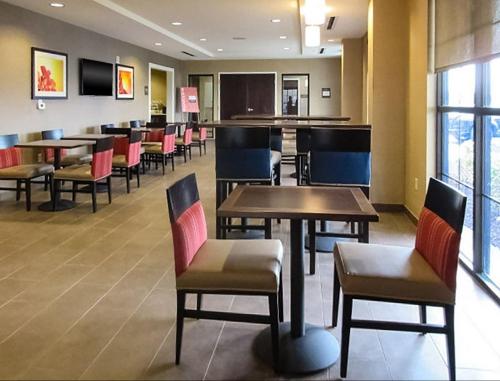 Comfort Suites Youngstown North