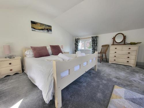 Juniper HAYLOFT Grasmere - Tap to explore photos