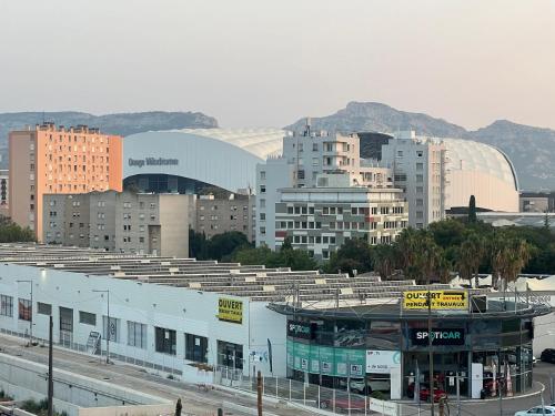 Appartement 100m pour 6 personnes a cote du stade velodrome in District 10