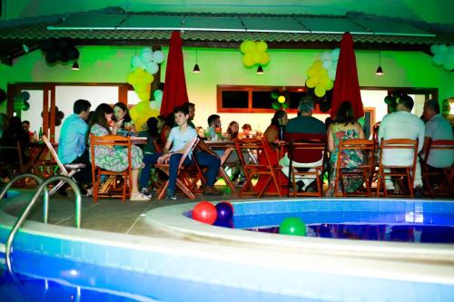 Villa Dubai Pousada, Restaurante e Pizzaria in Luis Koreija