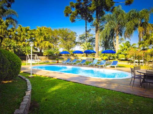 La Dolce Vita Park Hotel in ซาโอ โจเซ่ ดอส ปินแอส์