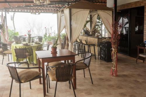 Restorāns, Hosteria Florecer in Catamayo
