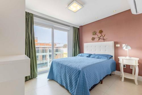 Three-Bedroom Apartment image 9
