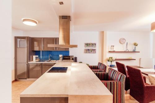 Appartement mit Dachterrasse und Schloßblick, Heidelberg
