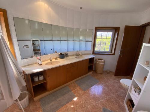 Fürdőszoba, Amazigh Hostel Rooms & Dorm in Charneca