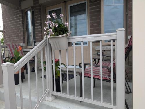 Bright Room full of love and warmth in Bowmanville