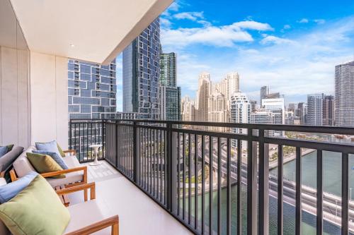 Luxurious 2BR Home with Stunning Marina Skyline View, Dubái (foto 2)