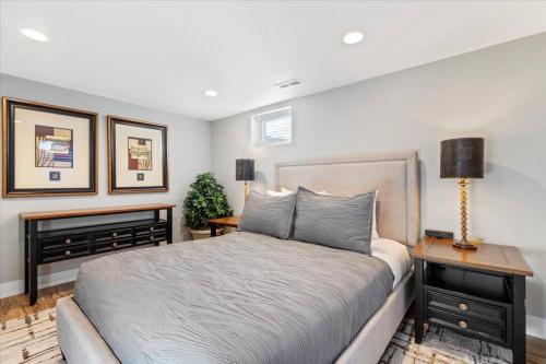 Whole House Relaxing Oasis by Fitzsimmons Campus Whole House Relaxing Oasis by Fitzsimmons Campus