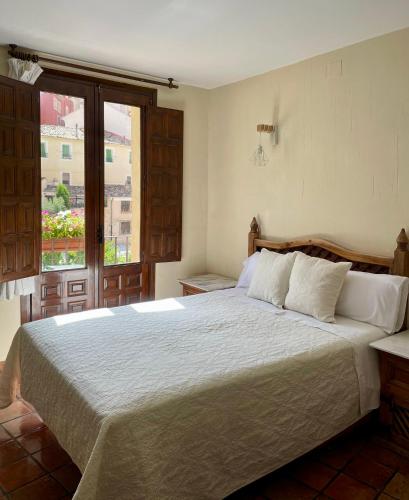 Hostal Posada Huecar - image 13