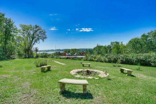 Cabin Near Cokato Lake with Outdoor Oasis and Views!
