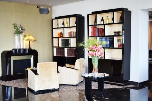 Bar/ Salón, Jehan De Beauce - Teritoria in Chartres