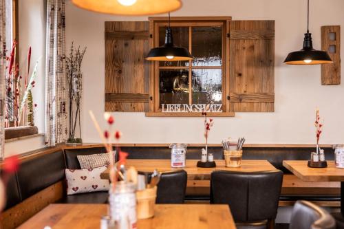 Restorāns, Altbau Gasthaus Amboss in Grunkraut