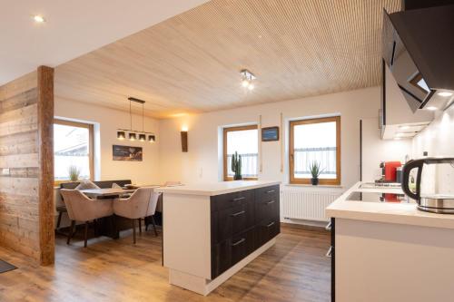 virtuve, Ferienwohnung Amboss in Grunkraut