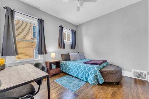 Beautifully Remodeled Duplex Apt in West Blvd
