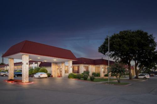 Red Roof Inn & Conference Center McKinney in McKinney, USA