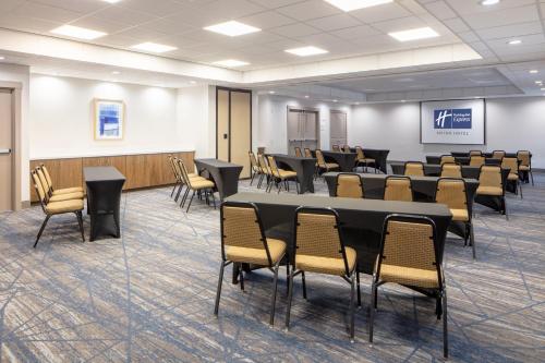 Holiday Inn Express Turlock an IHG Hotel - image 10