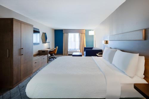 Holiday Inn Express Turlock an IHG Hotel - image 12