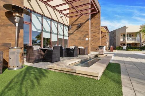 Luxury 4BR Townhouse Next to Disney Orlando 3175 near Disney's Animal Kingdom