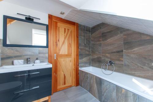 Apartmán ve srubu s balkónem (Apartman ve srubu s balkonem) in Trutnov