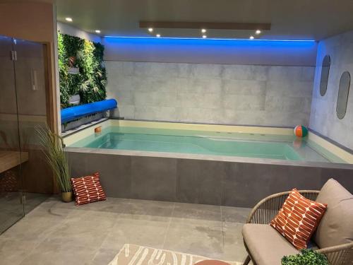 Villa Kerleven- 150m plage - Spa intérieur-piscine