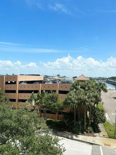Ponce De Leon Hotel - Tap to explore photos